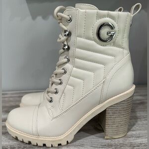 White/Beige GBG Los Angeles Ankle Boots